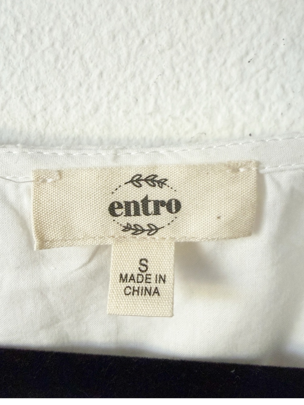 White Eyelet Ruffle Button-Front Top - Picture 10 of 13